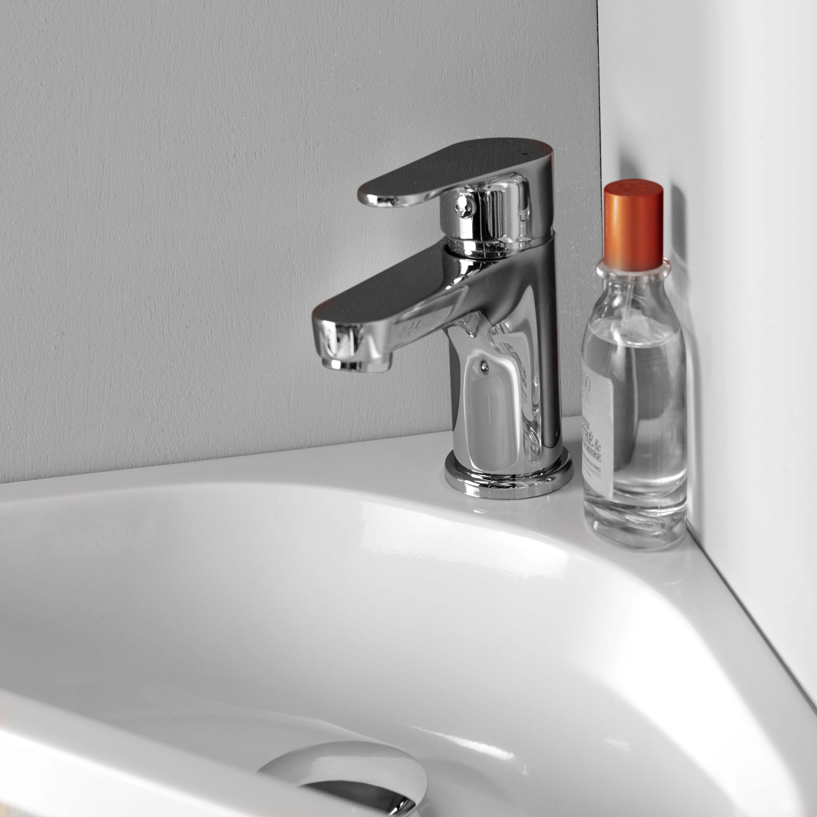 Lave-mains SKINO Chêne + Robinet Chromé Lave-mains SKINO Chêne + Robinet Chromé