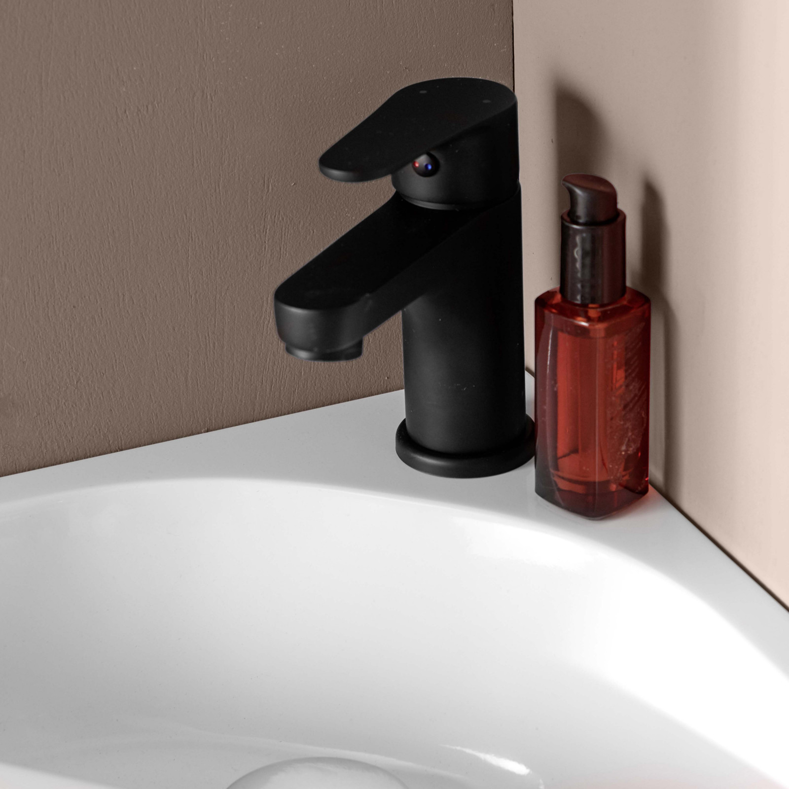 PACK LAVE MAIN NOIR CARBONE + ROBINET NOIR PACK LAVE MAIN NOIR CARBONE + ROBINET NOIR