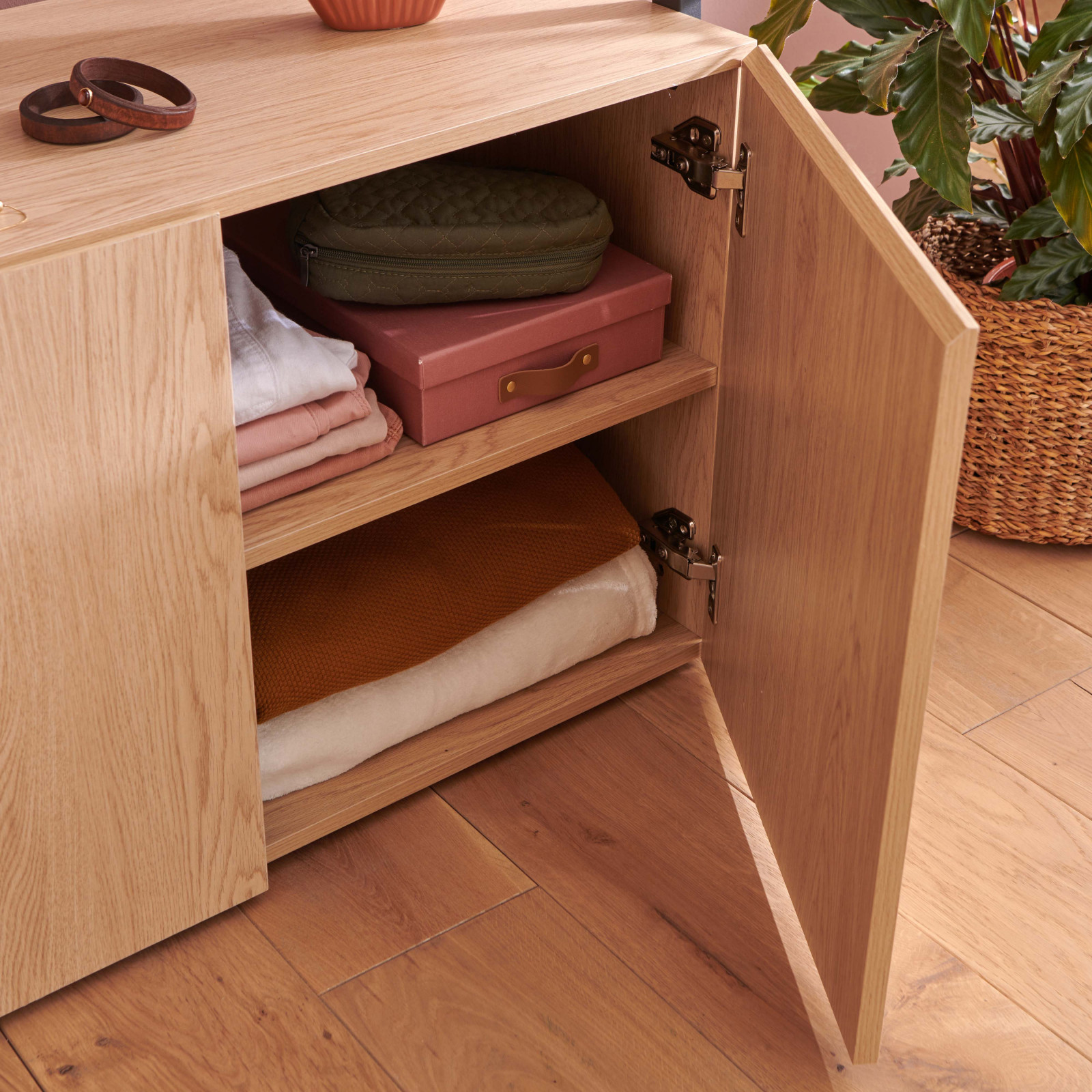 Portant vêtements bois et métal L90 x H175 cm ALTA Portant vêtements bois et métal L90 x H175 cm ALTA