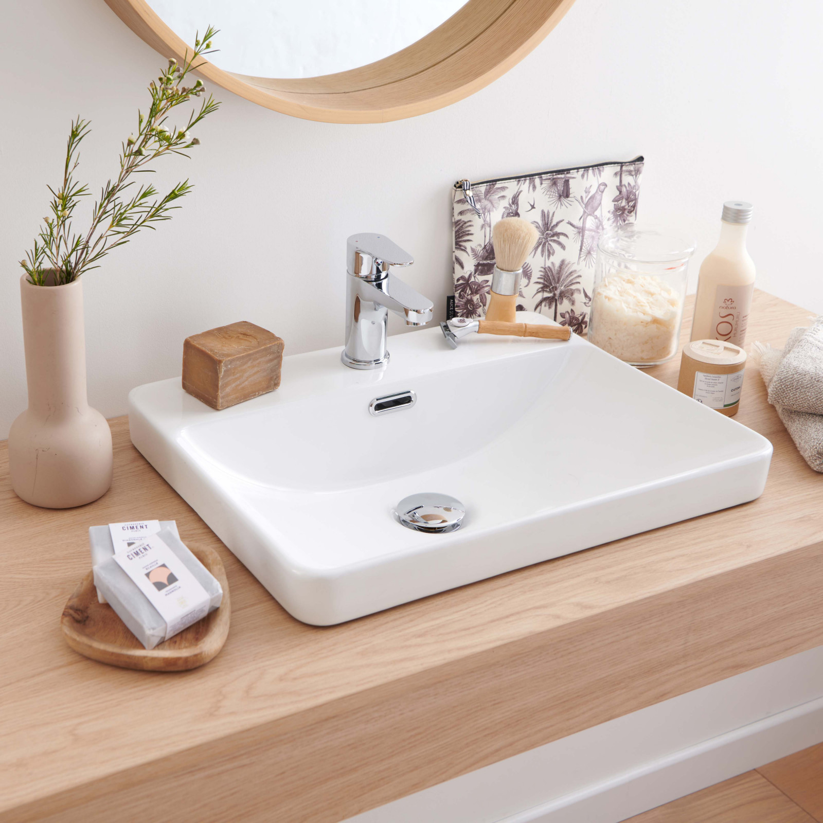 Vasque rectangulaire à encastrer en céramique blanche 48 x 37 cm LEA Vasque rectangulaire à encastrer en céramique blanche 48 x 37 cm LEA