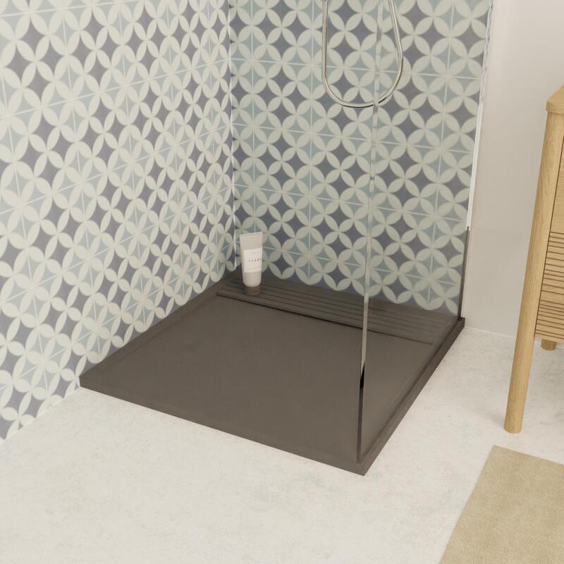 Receveur de douche 90x90 cm en béton gris