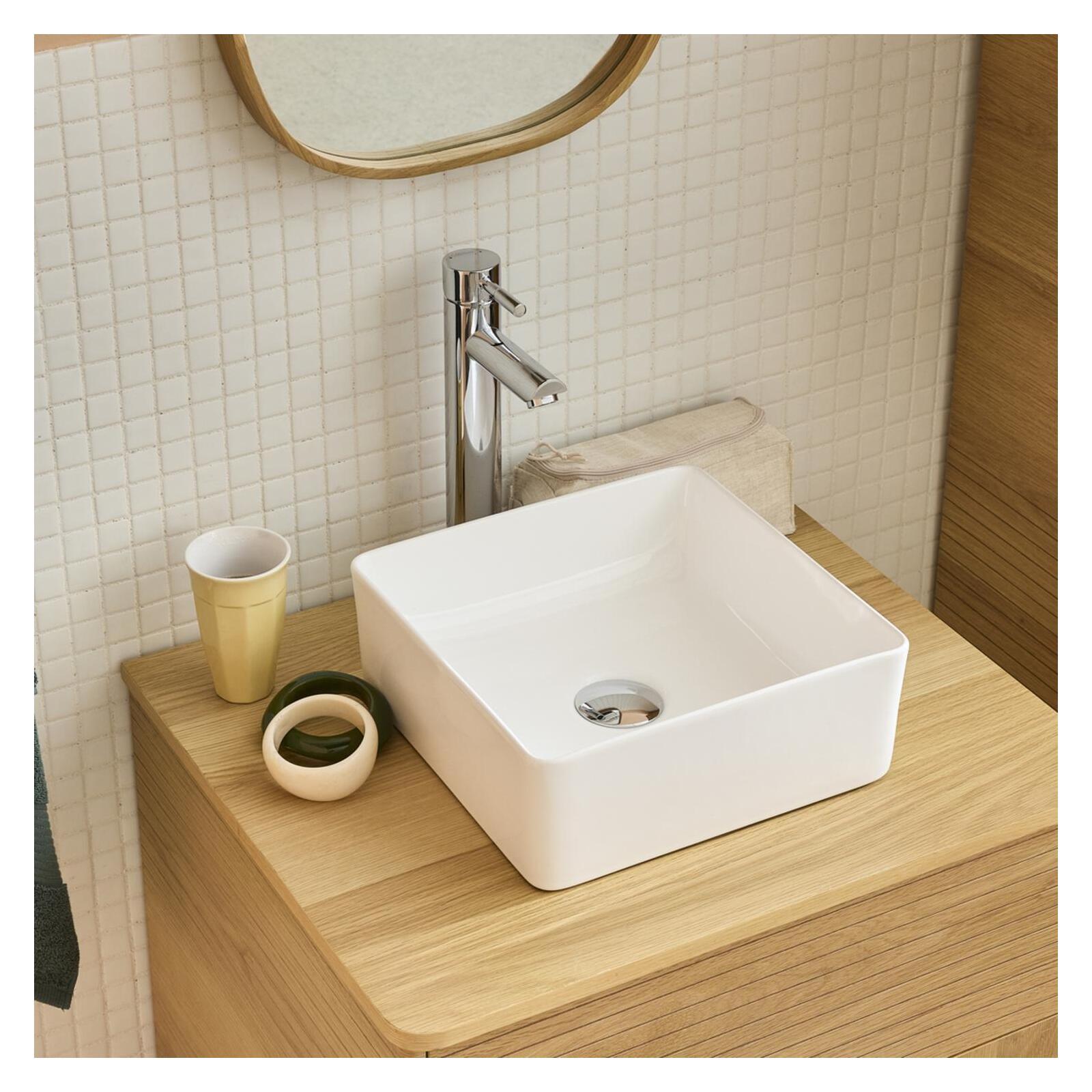 Vasque à poser carrée en céramique blanche 30x30 cm AONI Vasque à poser carrée en céramique blanche 30x30 cm AONI