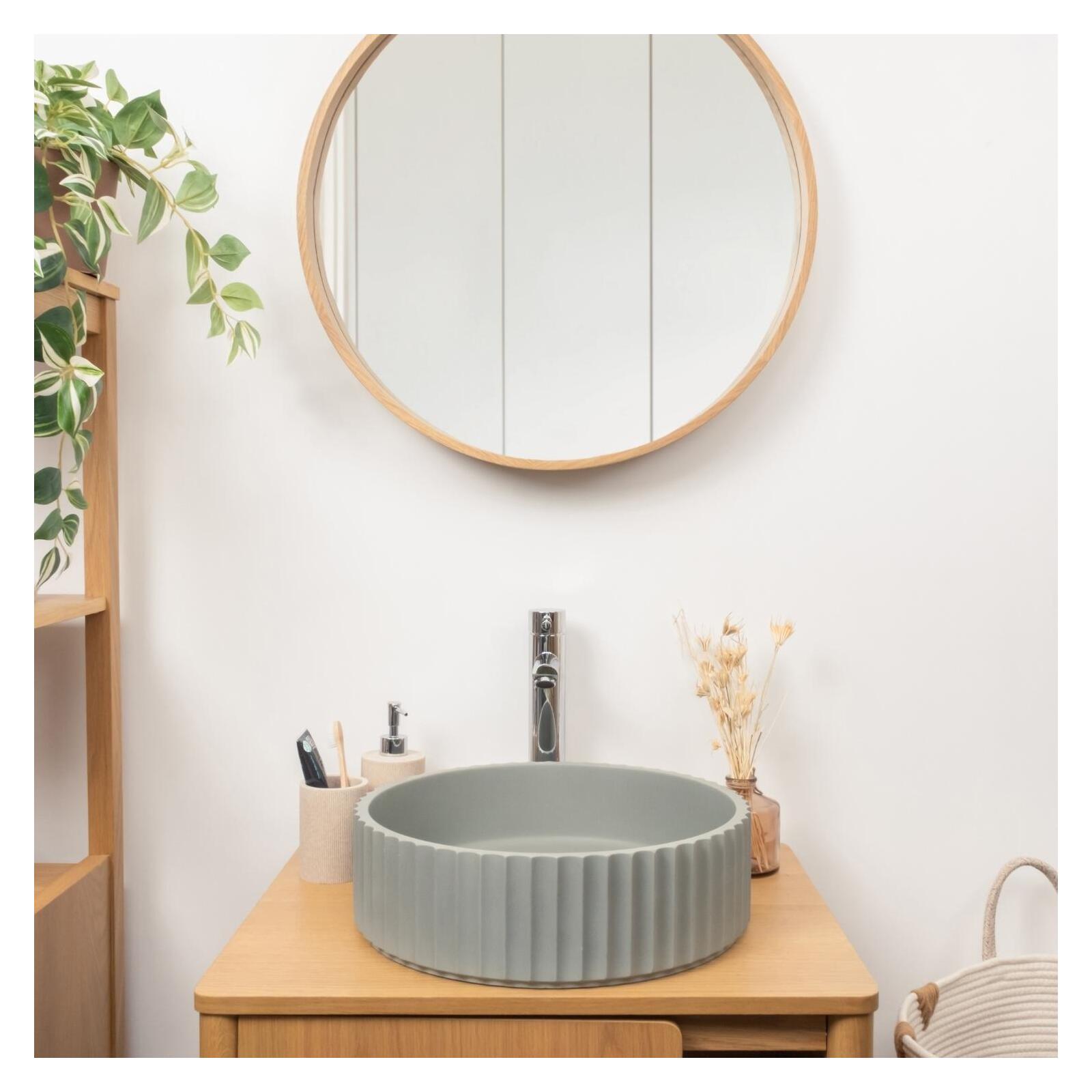 Vasque à poser ronde béton texturé vert 39,8x39,8cm Vasque à poser ronde béton texturé vert 39,8x39,8cm