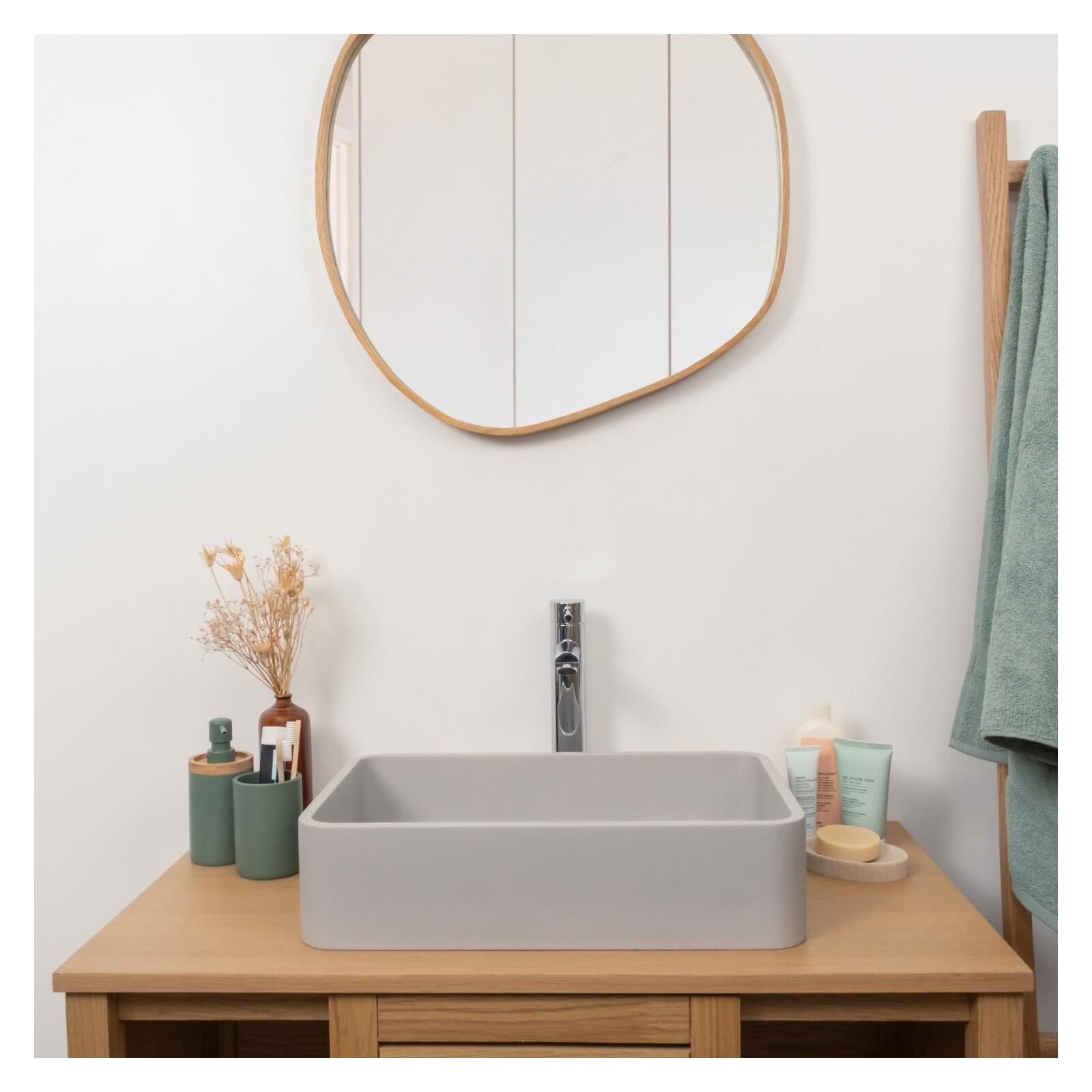 Vasque à poser rectangulaire en béton gris 50x32,5cm Vasque à poser rectangulaire en béton gris 50x32,5cm