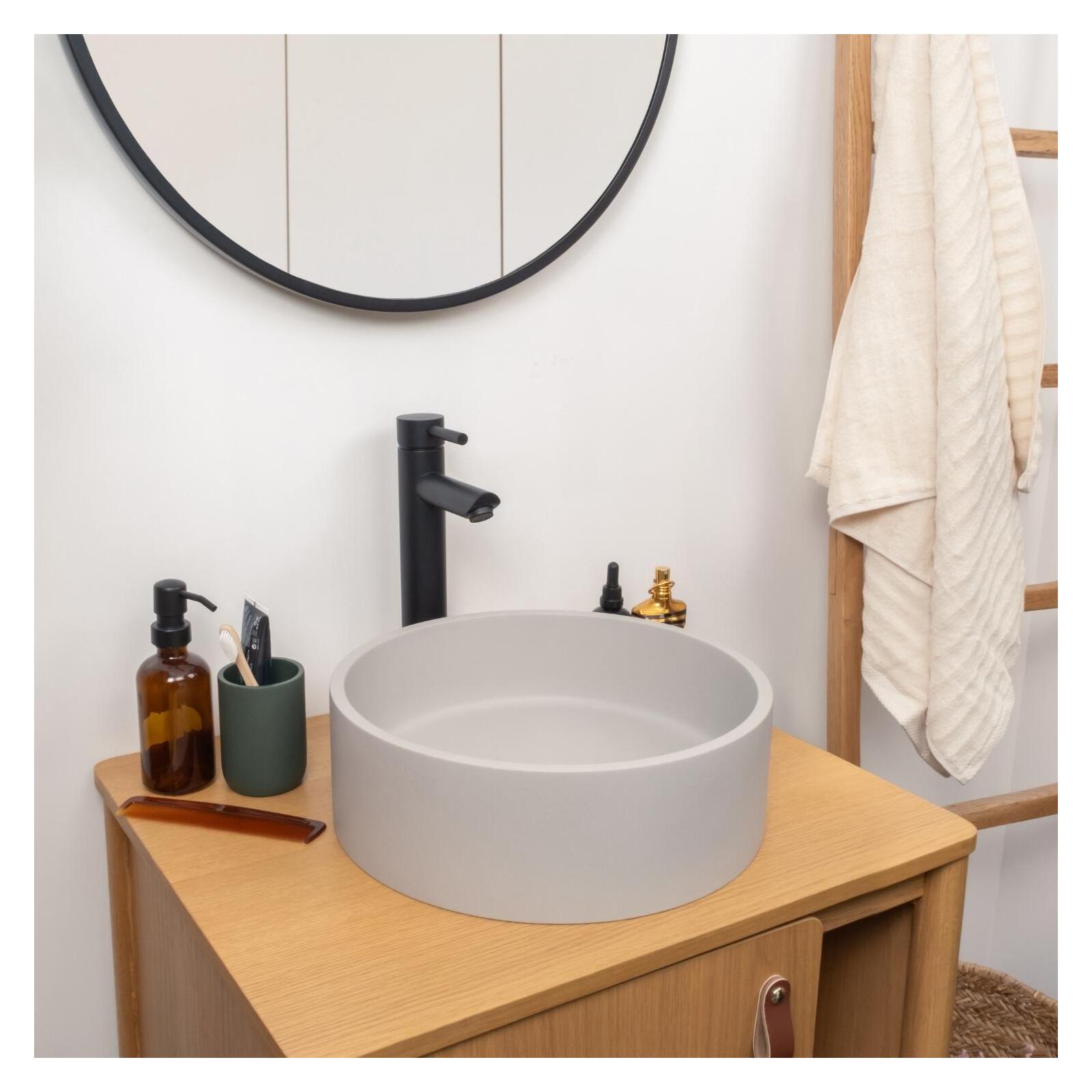 Vasque à poser ronde en béton gris 36x36cm