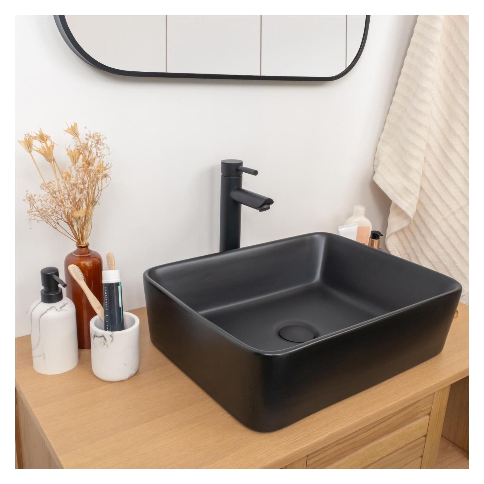 Vasque à poser rectangulaire en céramique noire mate 48x37cm - CLINT - Vue de 3/4