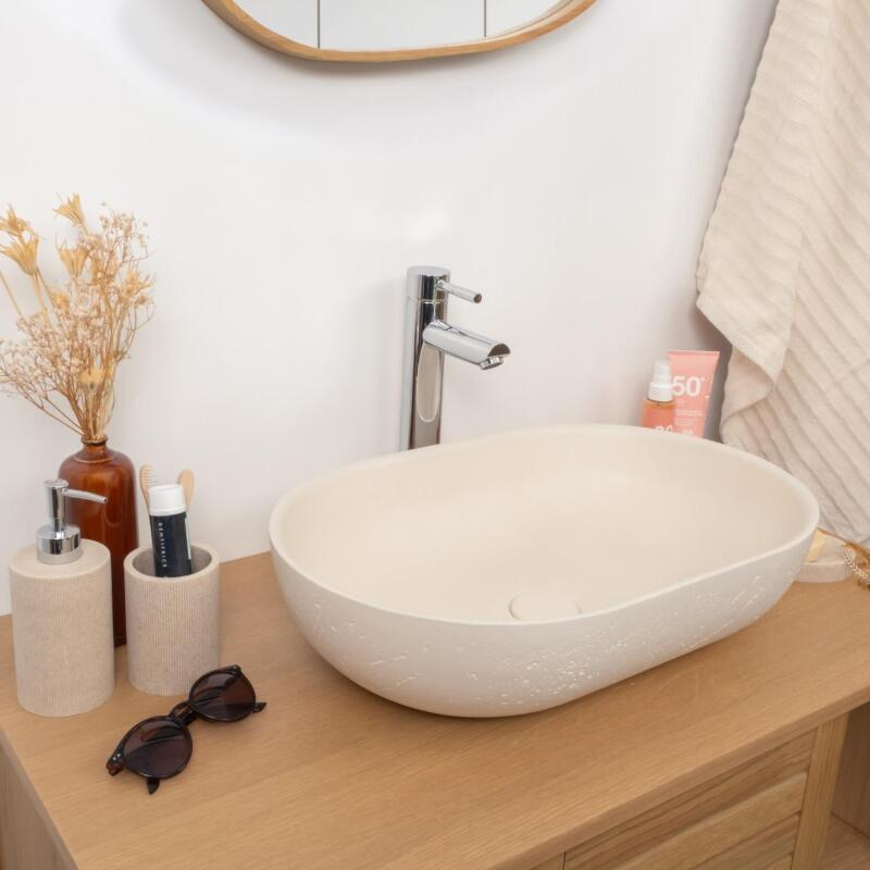 Vasque à poser ovale en béton travertin 53x35cm