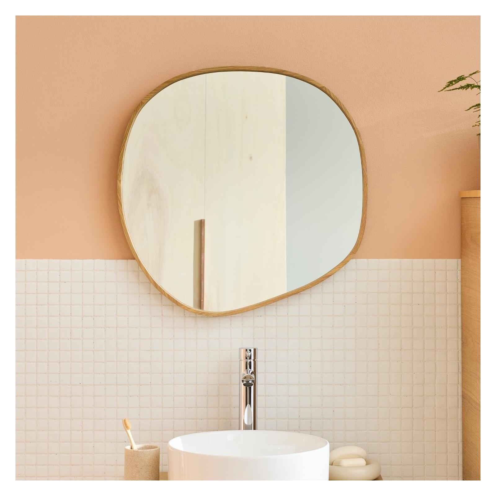 Miroir galet chêne 60x60 cm LEONIE Miroir galet chêne 60x60 cm LEONIE