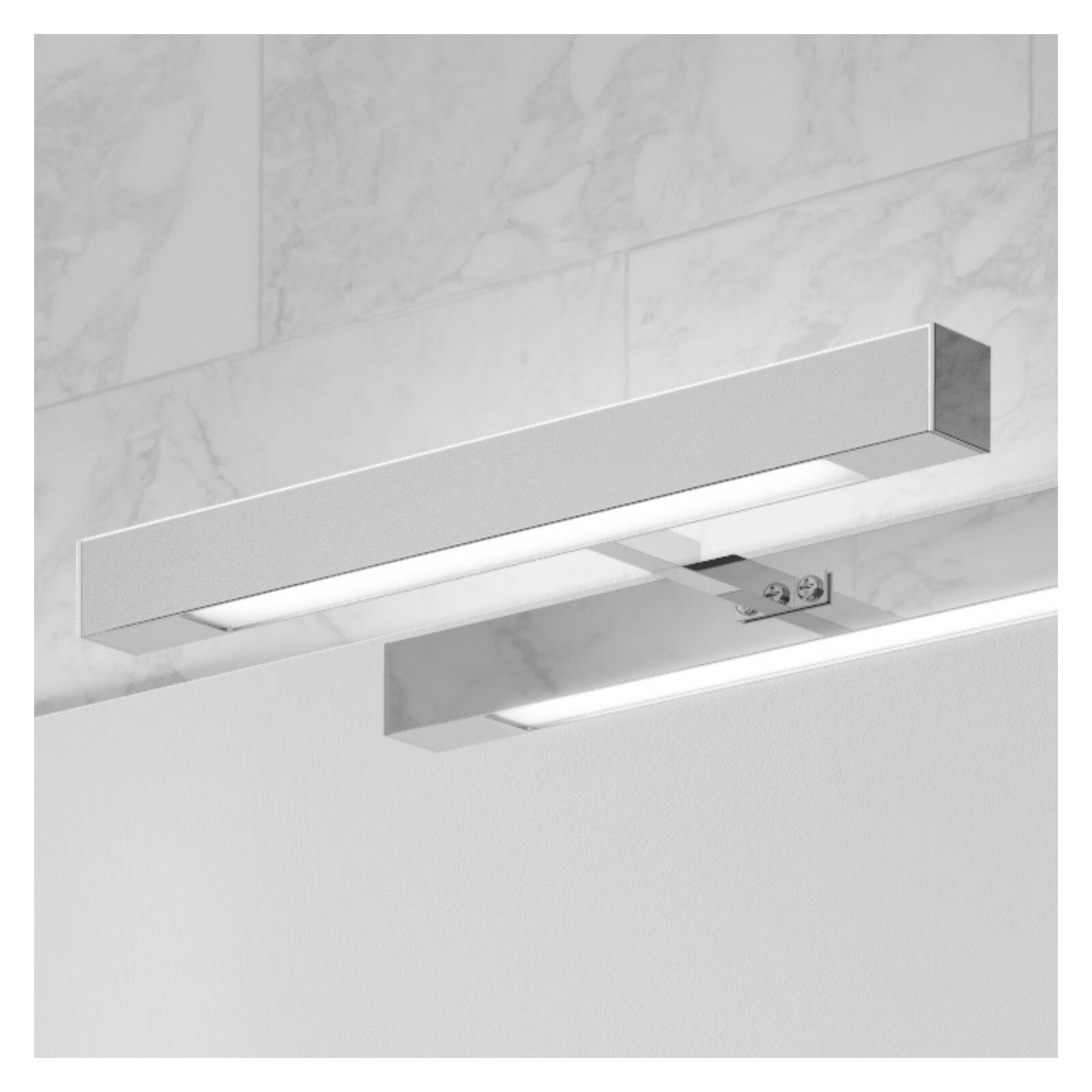 Spot LED chromé rectangulaire  en plastique 30cm