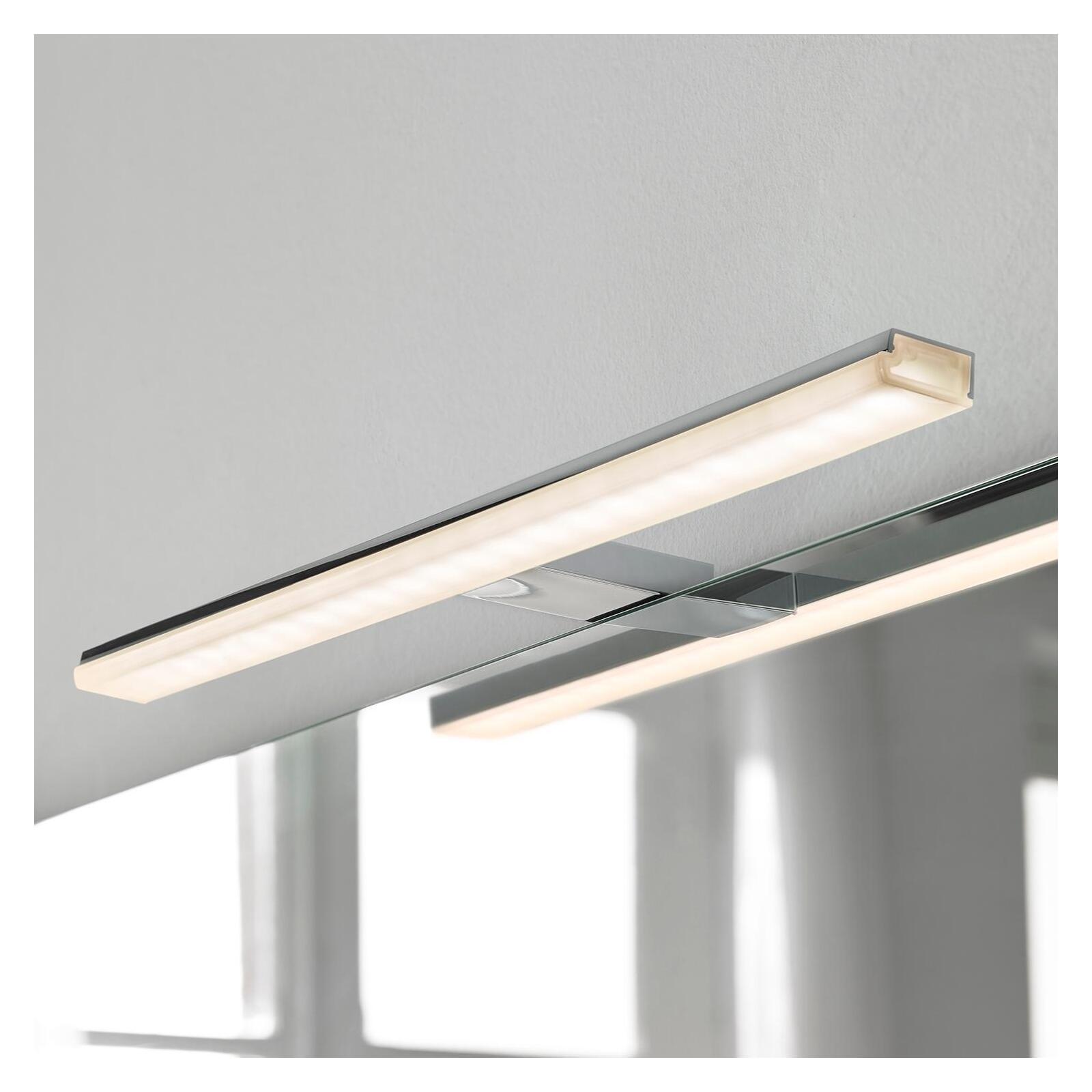 Spot LED pour miroir an aluminium 45,8cm