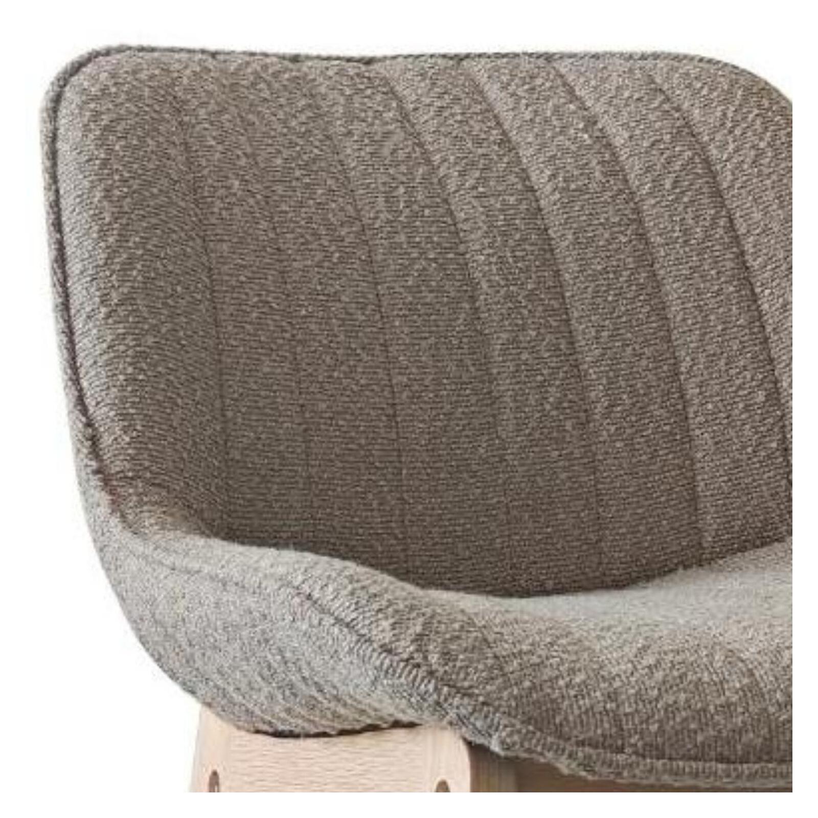 Lot de chaises d'îlot et bar en chêne et assise tissu bouclette 65cm