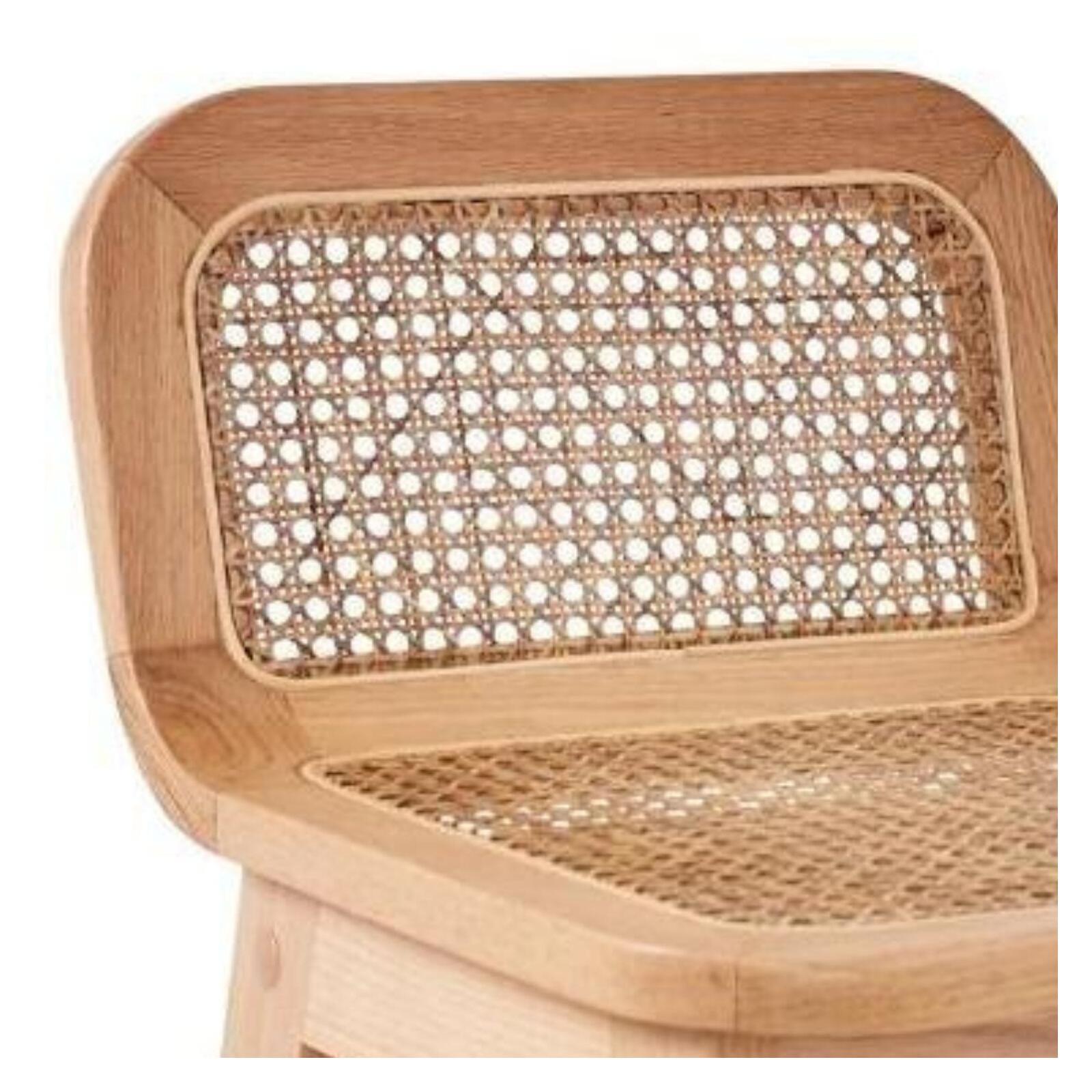 Lot de chaises d'îlot et bar en chêne et assise cannage 65cm Lot de chaises d'îlot et bar en chêne et assise cannage 65cm