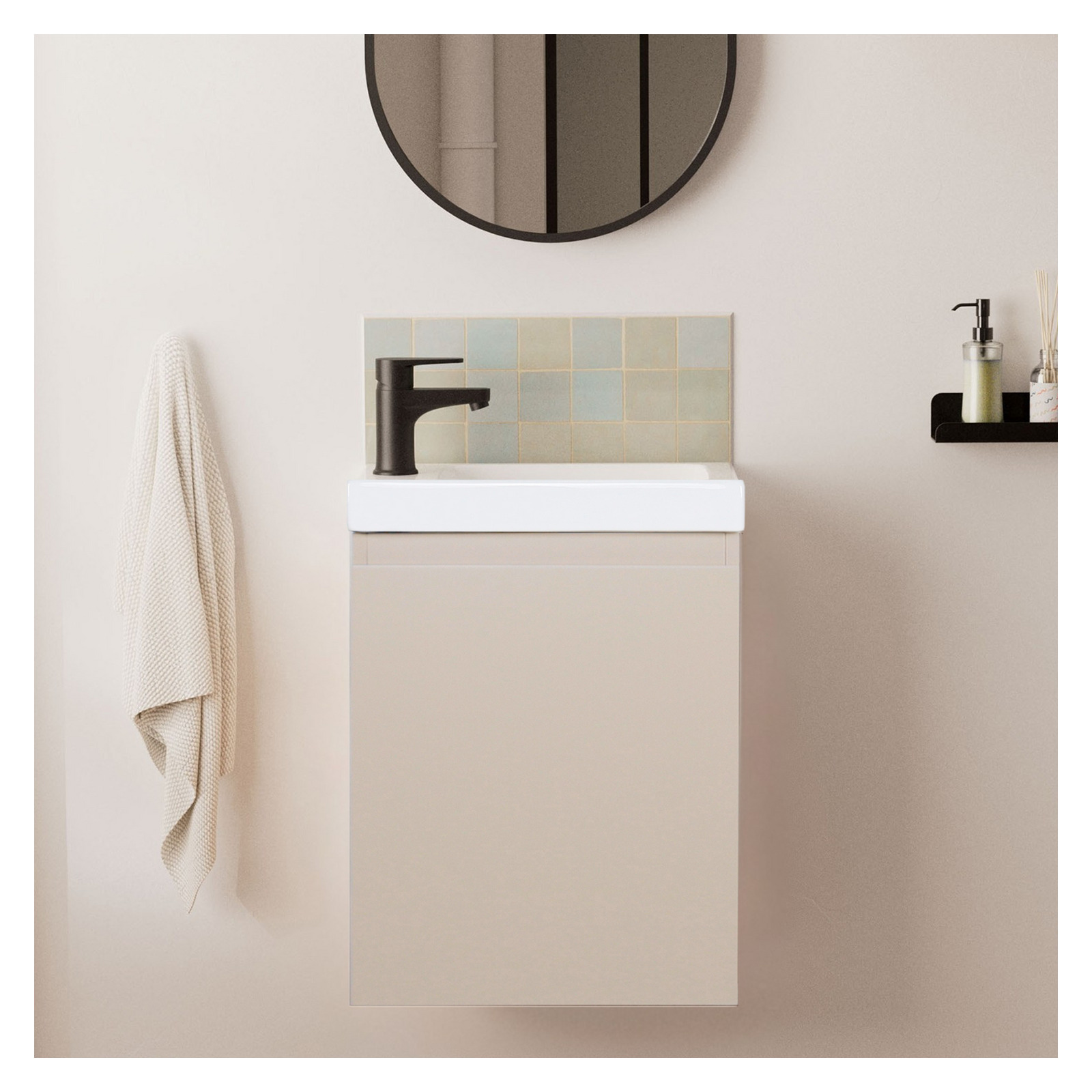 Ensemble lave-mains suspendu avec robinet noir