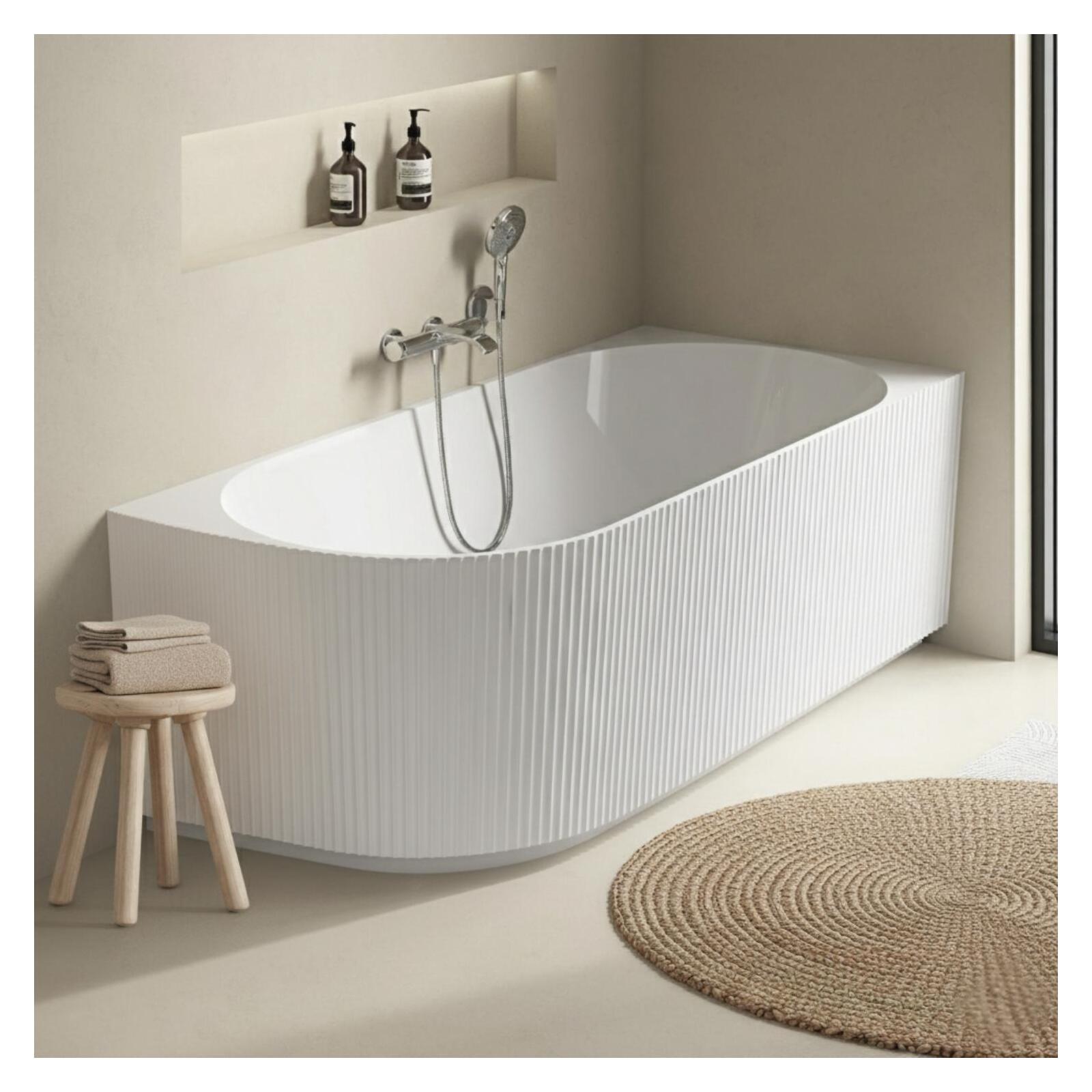Baignoire semi-îlot blanche 170cm striée en acrylique Lucite® - Angle droit - Livrée complète