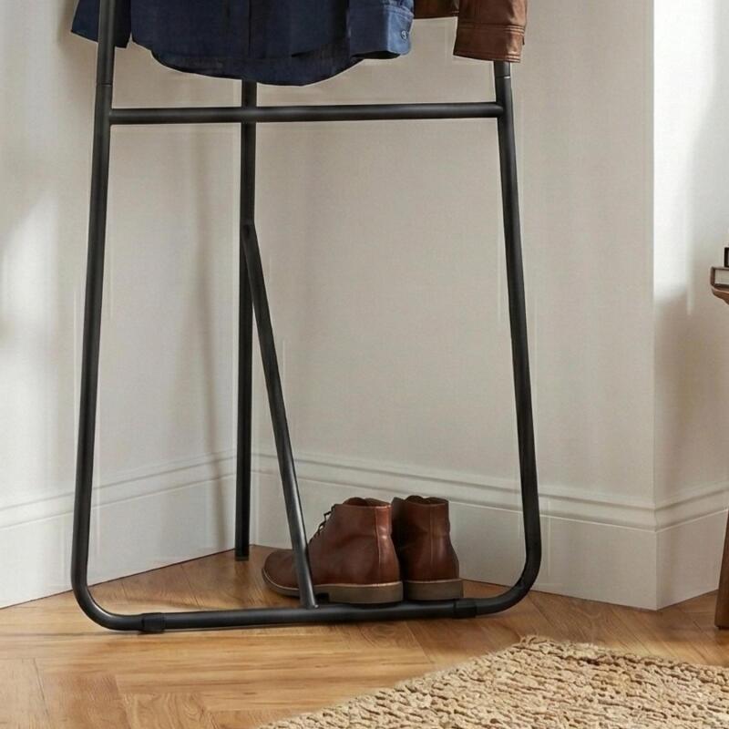 Portant vêtements d'angle en métal gris tubulaire 72x170cm