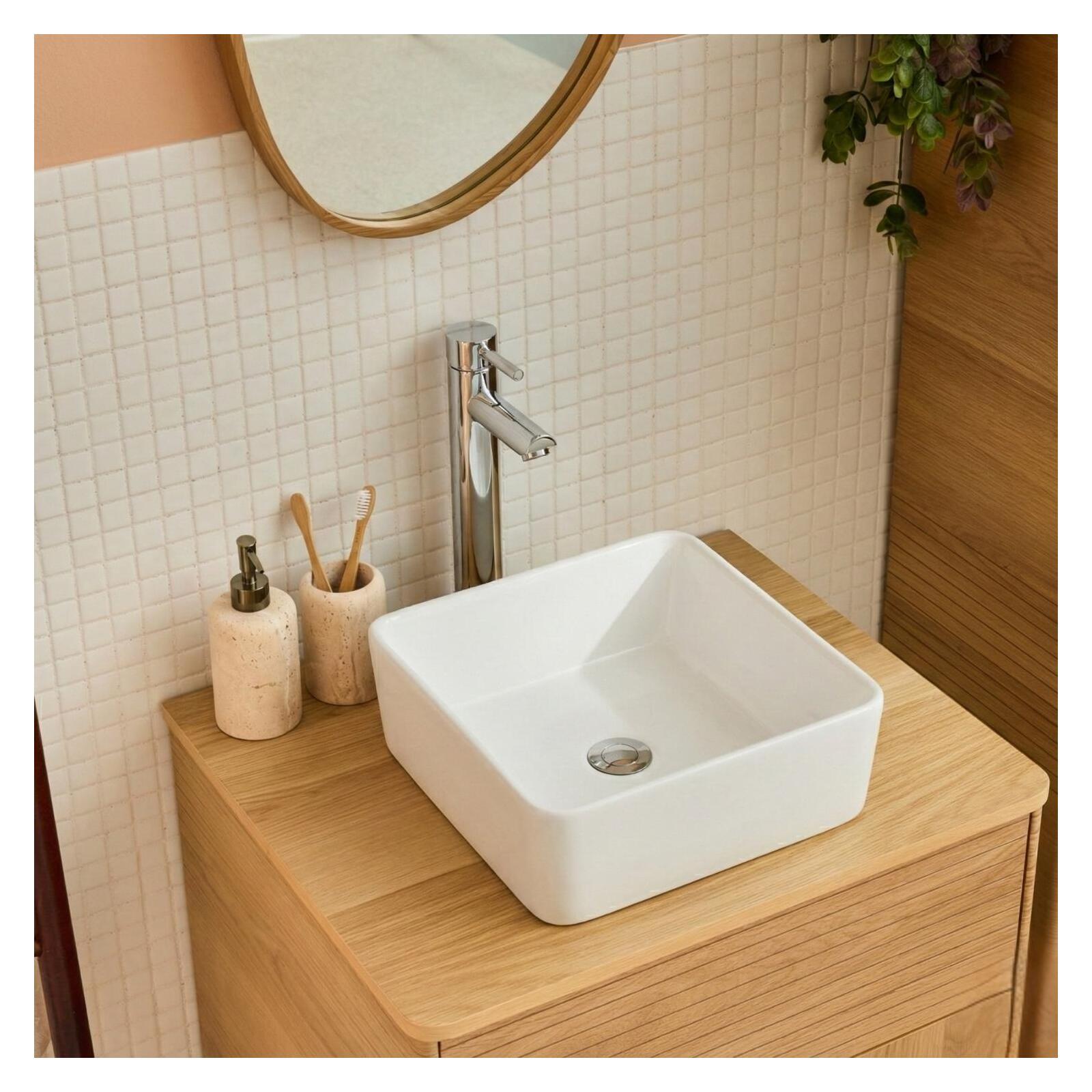 Vasque à poser carrée en céramique blanche 37cm