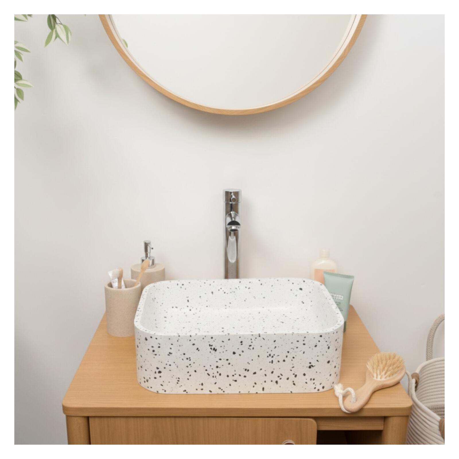 Vasque à poser rectangle en terrazzo blanc 45x38cm