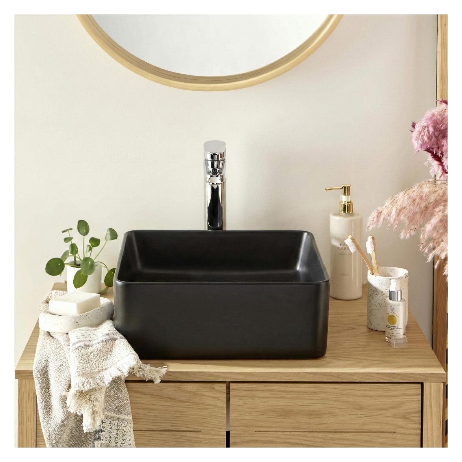Vasque à poser carrée en céramique noire 36,5cm
