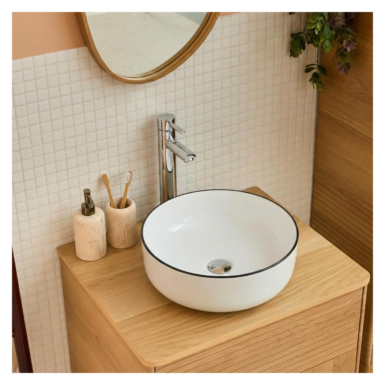 Vasque à poser ronde en céramique blanche avec liseret noir 37cm