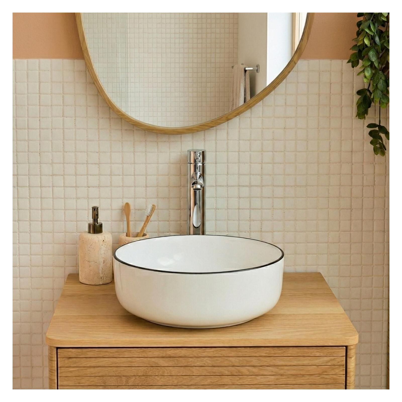 Vasque à poser ronde en céramique blanche avec liseret noir 37cm