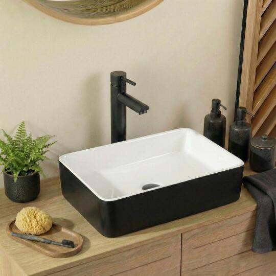 Vasque à poser rectangulaire en céramique bicolore noire et blanche 47x36cm