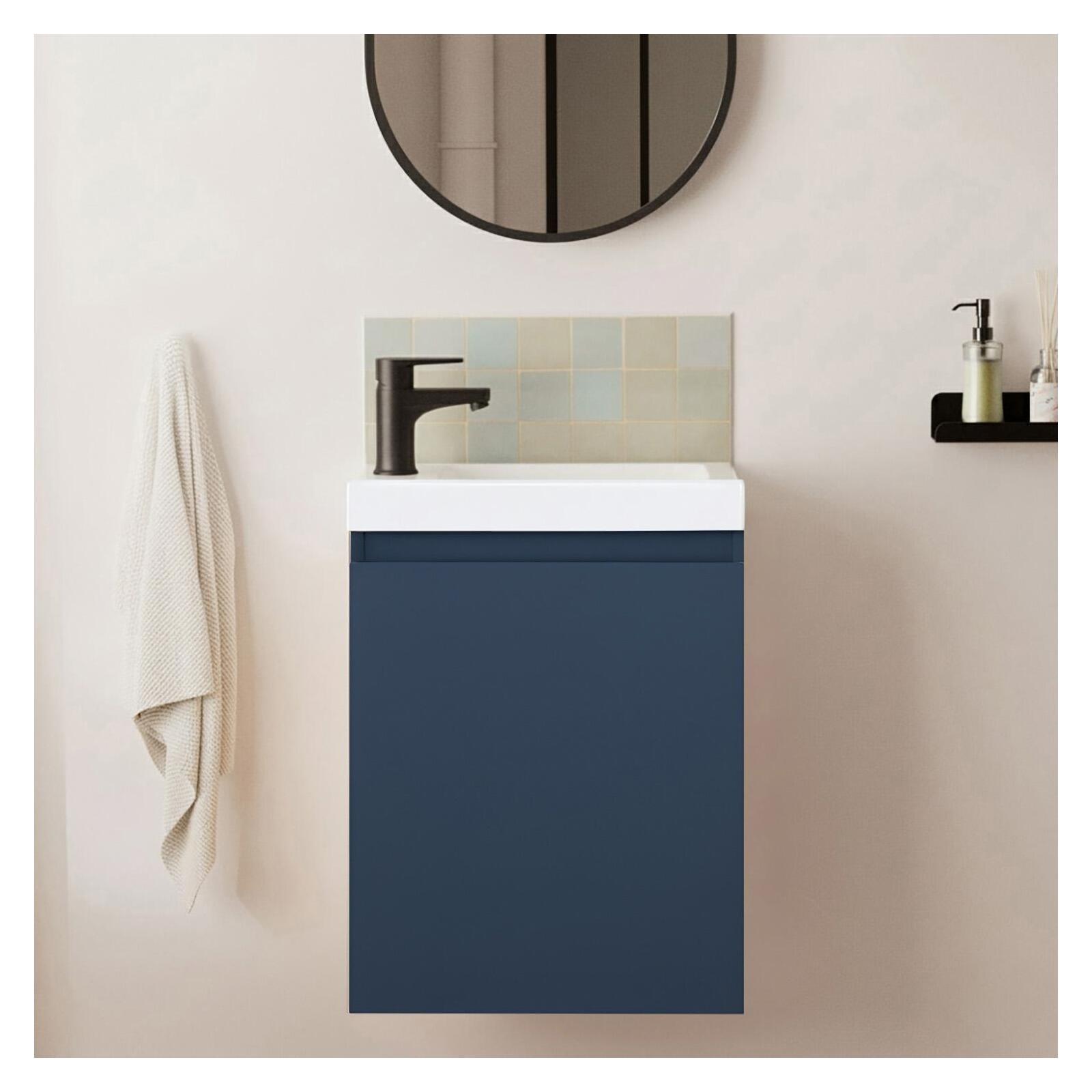 Ensemble lave-mains suspendu avec robinet noir