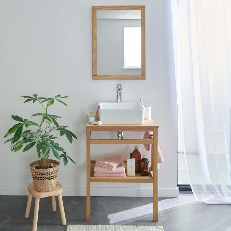 Meuble de salle de bain en chêne avec vasque carrée robinet et miroir