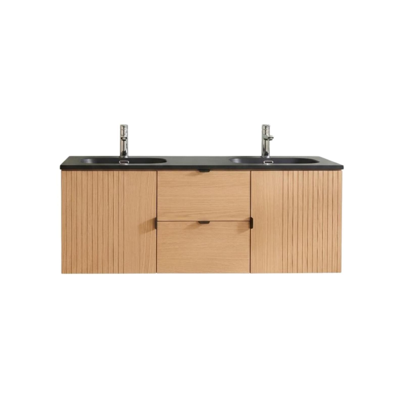 Meuble de salle de bain en chêne avec vasque et robinet