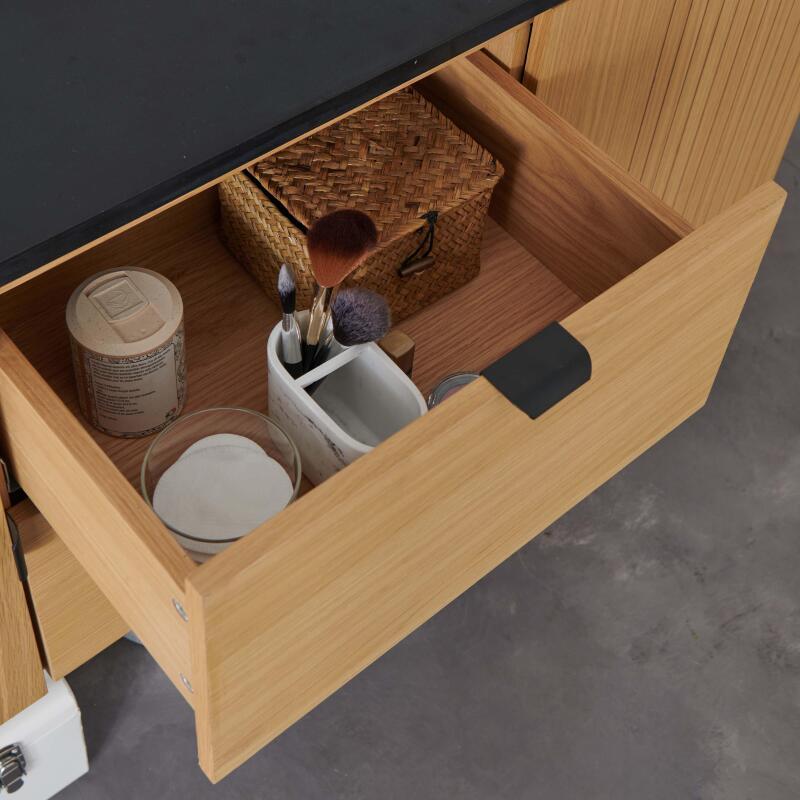 Meuble sous vasque 140 cm suspendu en chêne avec poignées métal noir - sans plan vasque