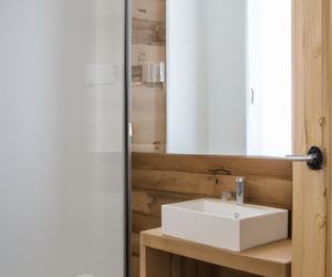 salle de bain en bois scandinave